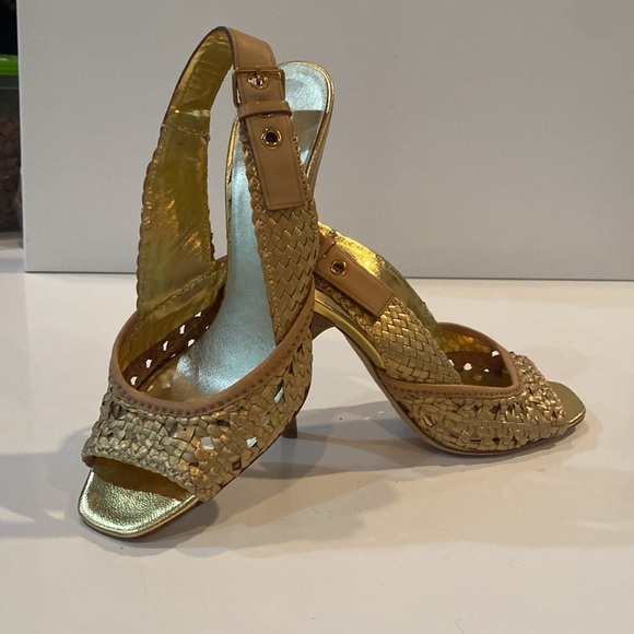 Miu Miu Gold Metallic Braided Leather Open Toe Slingback Sandals Size 37.5 EUC - Picture 13 of 15